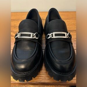 Black flats/loafers, Size 8.5, Call It Spring, Like New